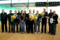 Les vainqueurs entourés de leurs amis