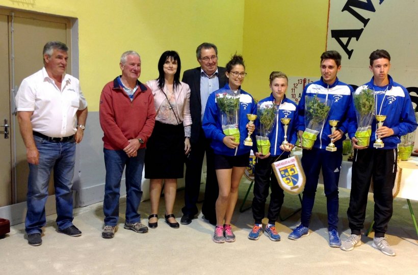 JPEG - 371.7 ko JPEG - 371.7 ko